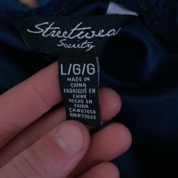 Large strapless dress - Picture 4 of 4